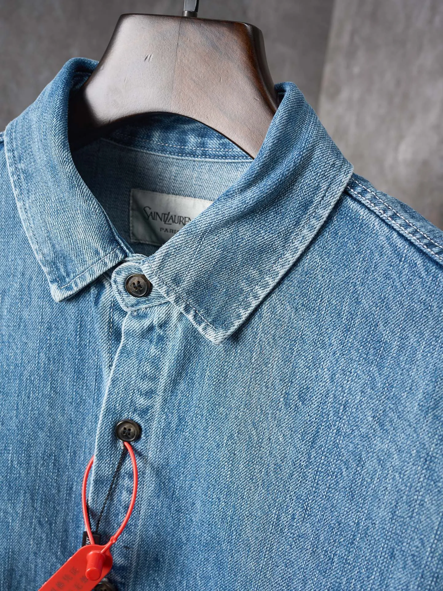 💰480 [actual auction] Saint Laurent/YSL logo embroidered denim shirt jacket [Ready stock] S M L XL